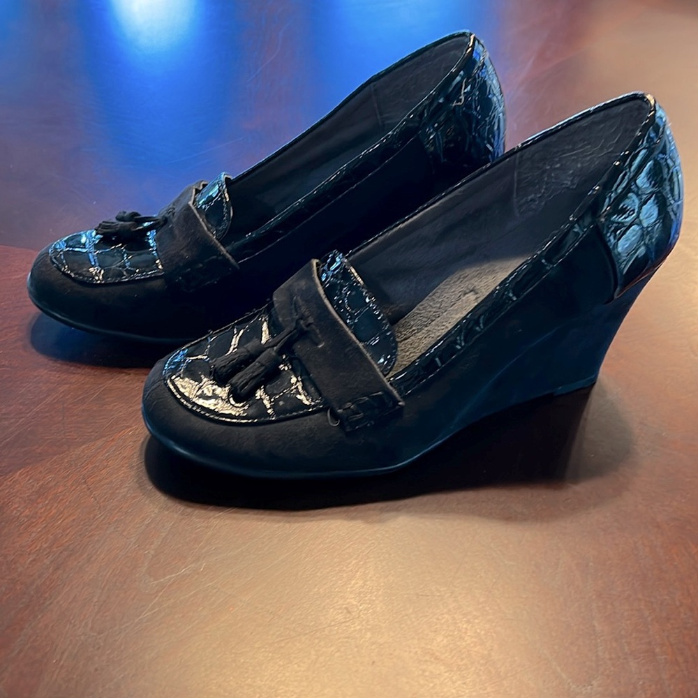 Black Winter Wedges